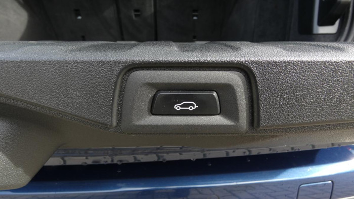 BMW X5 xDrive 40i M Sport na operativní leasing