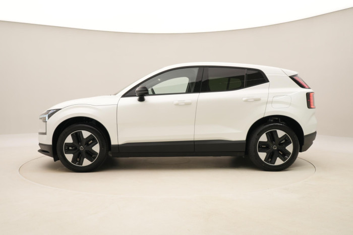 Volvo EX30 P5 LONG RANGE ELETRIC PLUS na operativní leasing