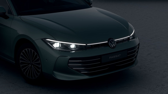 Volkswagen Passat Elegance 2,0 TDI 110 kW na operativní leasing