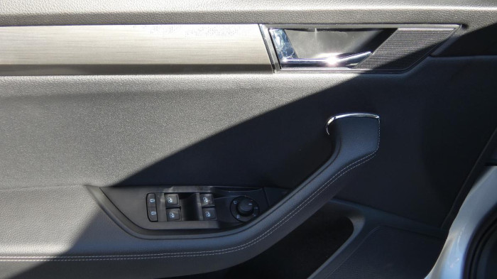 Škoda Superb Combi 2,0 TDI DSG Style na operativní leasing