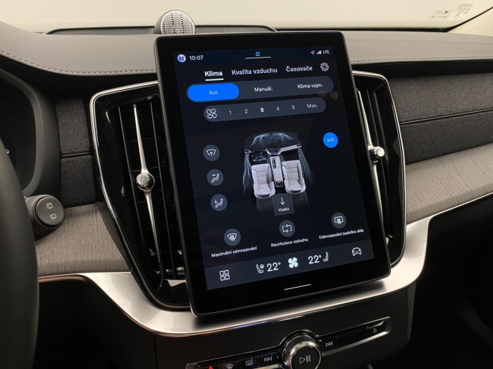 Volvo XC90 T8 AWD Plug-in BRIGHT ULTRA na operativní leasing