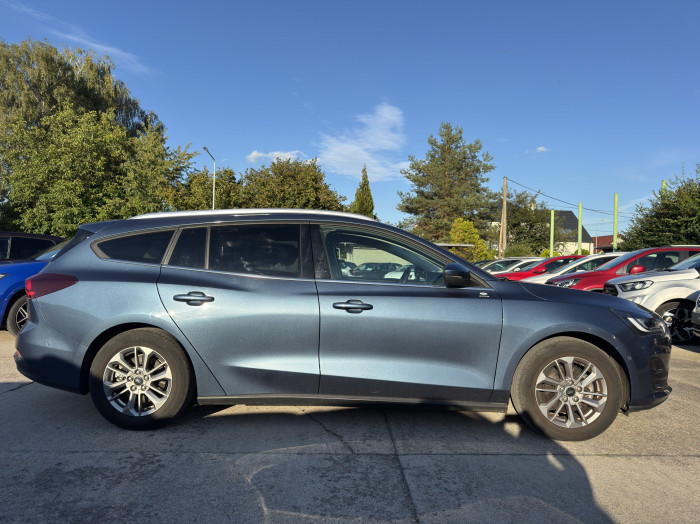 Ford Focus 1.0 EcoBoost 114 kW MildHybrid na operativní leasing