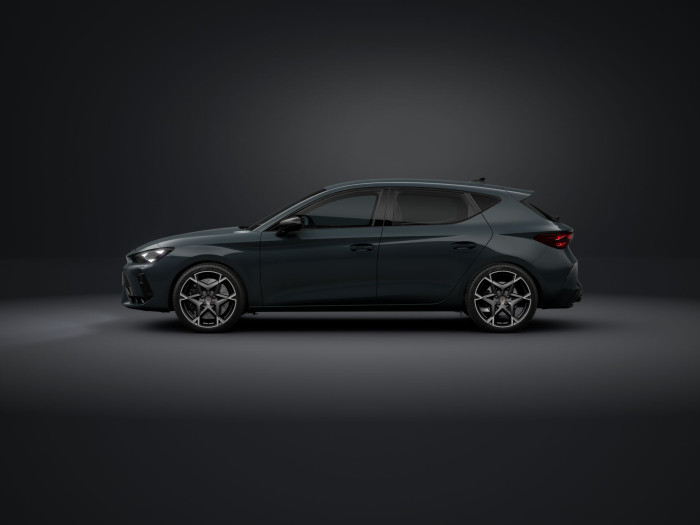 Cupra Leon VZ 2.0 TSI 325k DSG na operativní leasing