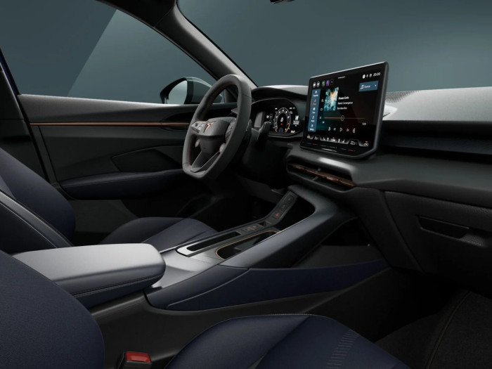 Cupra Terramar  1.5 eTSI 110 kW Benzín Automatická převodovka na operativní leasing
