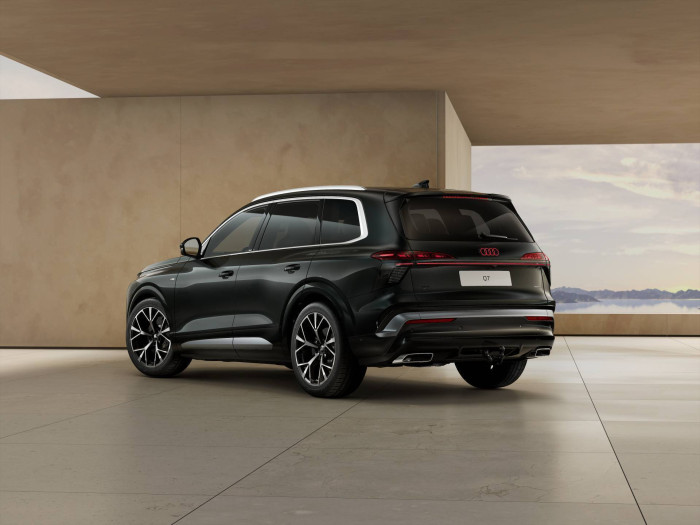 Audi Q7 Quattro 8TT 3,0TDI / 220kW na operativní leasing