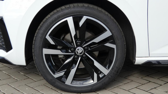 Škoda Scala 1,5TSI DSG Monte Carlo na operativní leasing