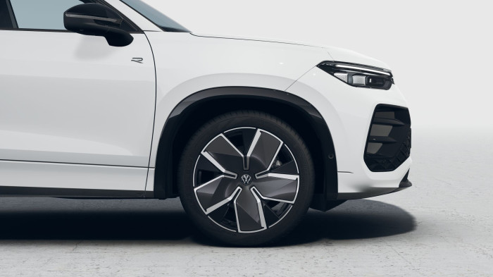 Volkswagen Tayron R-Line People 1,5 eTSI 110kW mHEV na operativní leasing