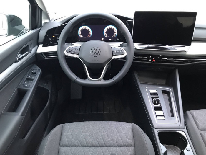 Volkswagen Golf Variant People 7DSG 1,5eTSI / 110kW na operativní leasing