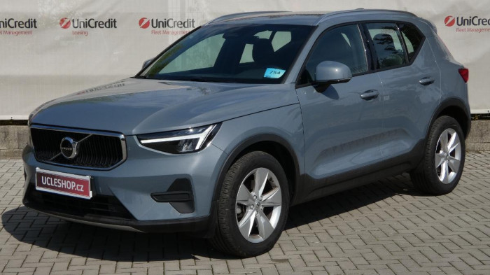 Volvo XC40 B3 mHEV Core aut. na operativní leasing