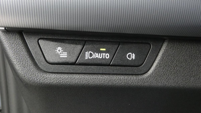 BMW X1 sDrive 18d na operativní leasing