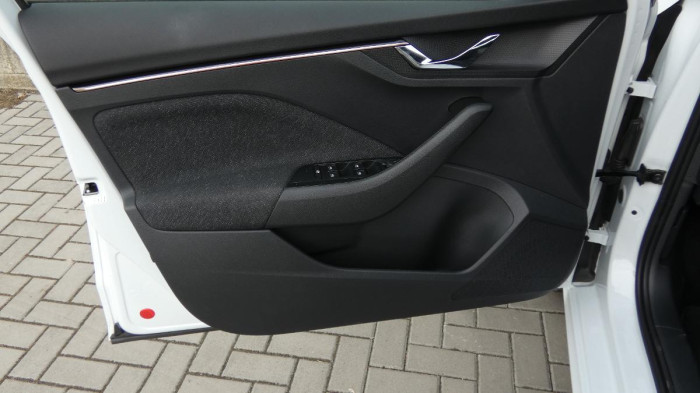 Škoda Kamiq 1.0 TSI Style DSG na operativní leasing