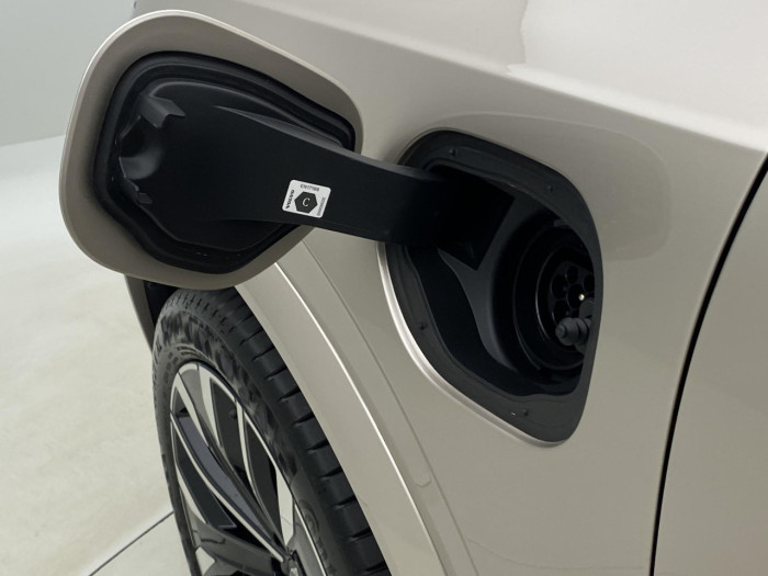 Volvo XC90 T8 AWD Plug-in BRIGHT ULTRA na operativní leasing