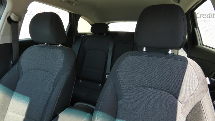 Hyundai i30 1.0 T-GDI Start Plus kombi na operativní leasing
