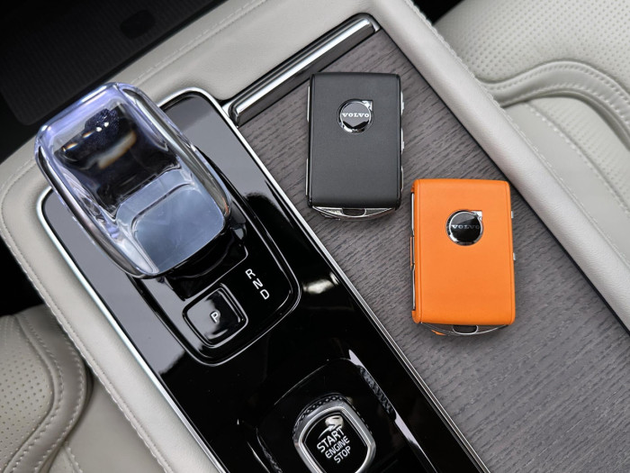 Volvo XC90 B5 AWD AUT BRIGHT PLUS 7míst na operativní leasing