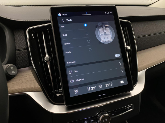 Volvo XC90 B5 AWD AUT DARK PLUS 7míst na operativní leasing