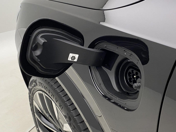 Volvo XC90 T8 AWD Plug-in DARK ULTRA na operativní leasing
