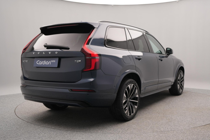 Volvo XC90 T8 AWD Plug-in ULTRA DARK 7m na operativní leasing