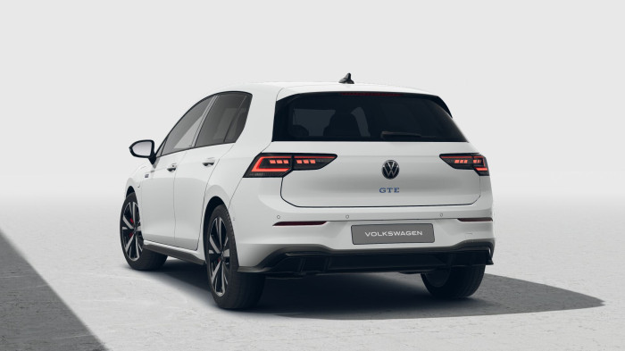 Volkswagen Golf GTE 1,5 TSI eHybrid 200 kW 6DSG na operativní leasing