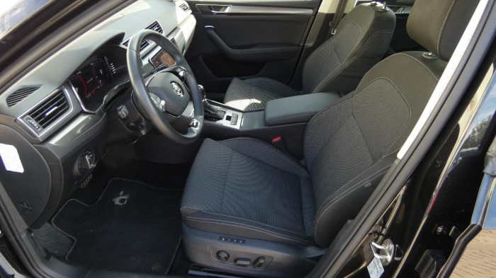 Škoda Superb Combi 2,0 TDI DSG Style na operativní leasing