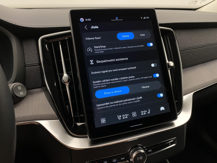 Volvo XC90 B5 AWD AUT BRIGHT PLUS 7míst na operativní leasing