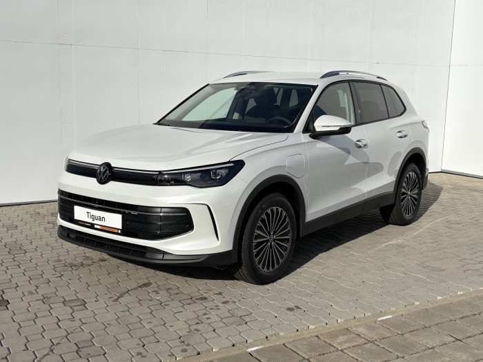 Volkswagen Tiguan People eHybrid 6DSG 1,5TSi / 110kW na operativní leasing
