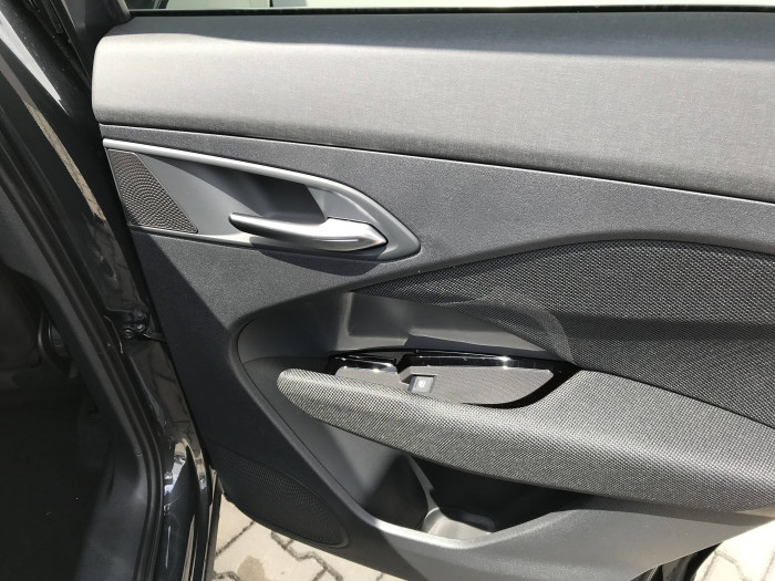Audi Q3 7STT  1,5 TFSI / 110kW na operativní leasing