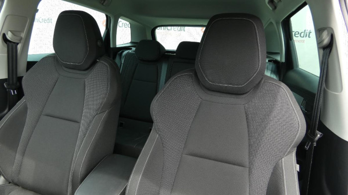 Škoda Karoq 1,0 TSI Ambition na operativní leasing