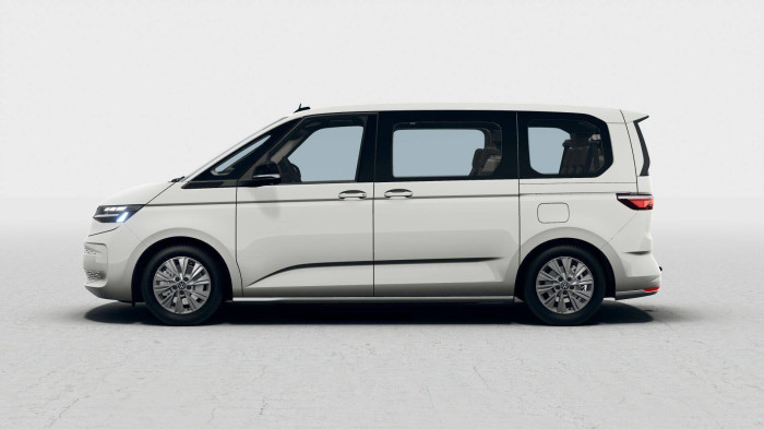 Volkswagen Multivan 1,5 TSI 130kW PHEV 4MOT 6DSG (7 míst) na operativní leasing