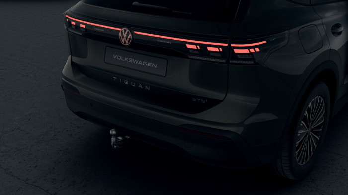 Volkswagen Tiguan People 1,5 TSI 150 kW eHybrid na operativní leasing