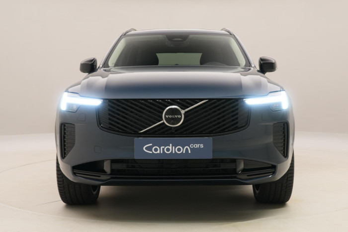 Volvo XC90 T8 AWD Plug-in DARK PLUS 7m na operativní leasing