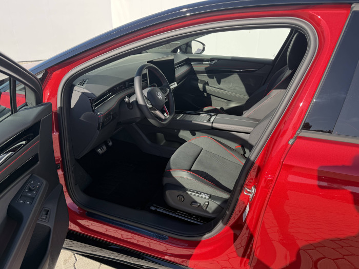 Volkswagen ID.7 Tourer GTX People 86kWh 4Motion / kW na operativní leasing
