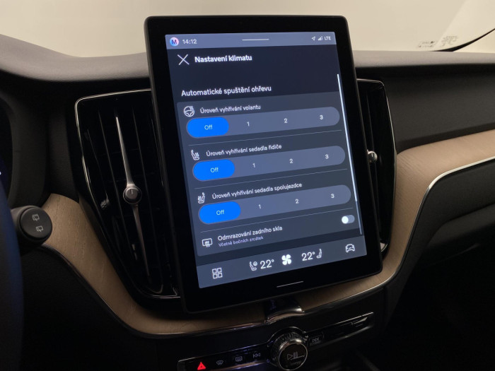 Volvo XC60 T6 AWD AUT BRIGHT PLUS na operativní leasing