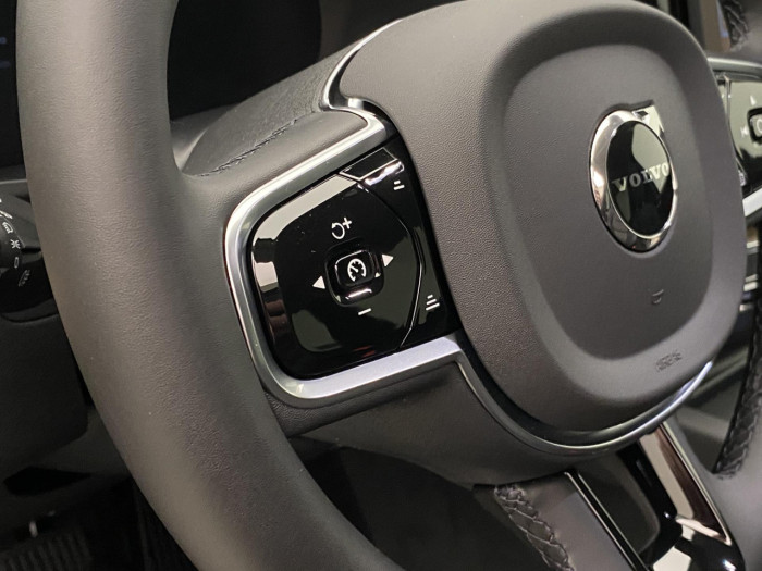 Volvo XC60 B5 AWD AUT BRIGHT PLUS na operativní leasing