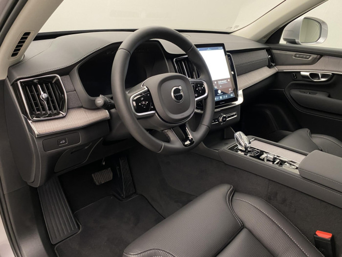 Volvo XC90 B5 AWD AUT BRIGHT PLUS na operativní leasing