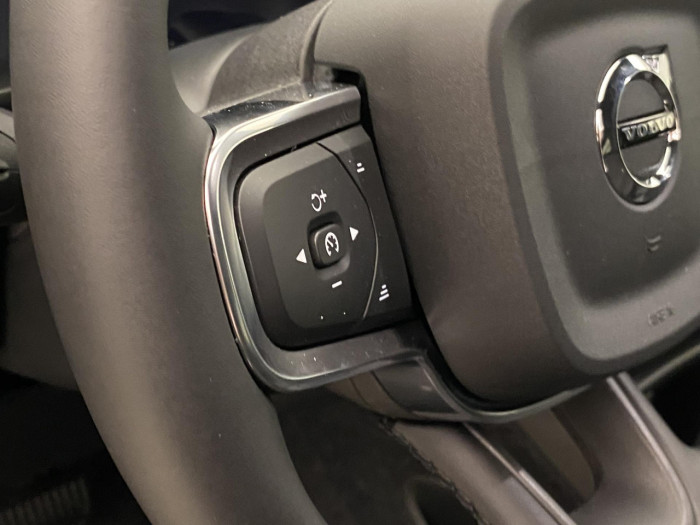 Volvo EX40 SINGLE MOTOR EXTENDED PLUS na operativní leasing