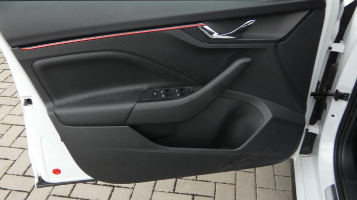 Škoda Scala 1,5TSI DSG Monte Carlo na operativní leasing