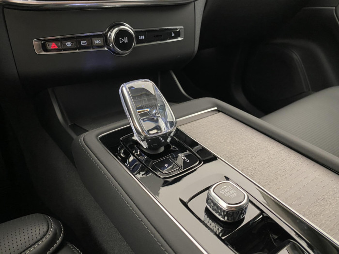 Volvo XC90 B5 AWD AUT BRIGHT PLUS 7míst na operativní leasing