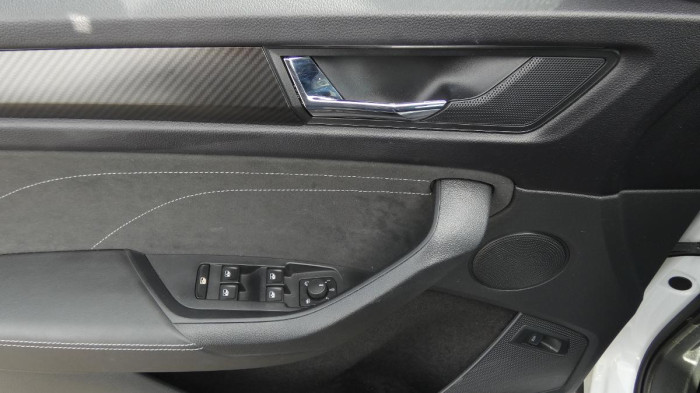 Škoda Kodiaq 2,0 TSI Sportline DSG 4x4 na operativní leasing