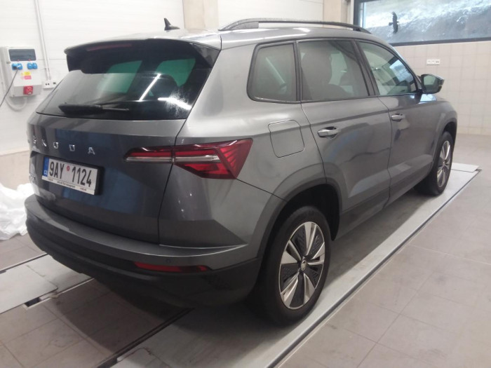 Škoda Karoq 1,5 TSI DSG Style na operativní leasing