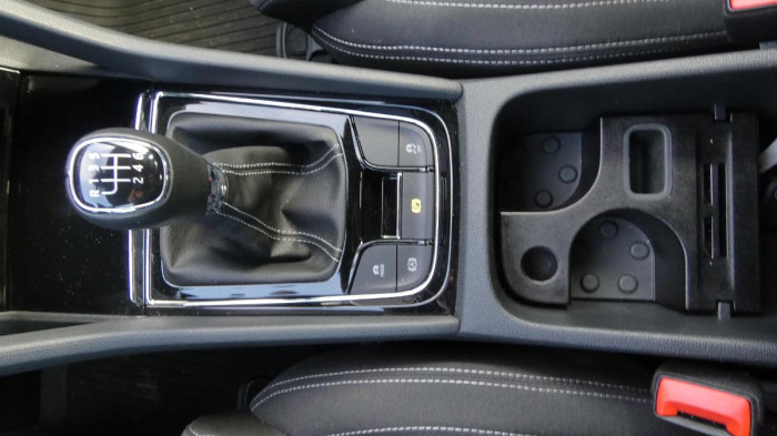 Škoda Karoq 1,5 TSI Sportline na operativní leasing