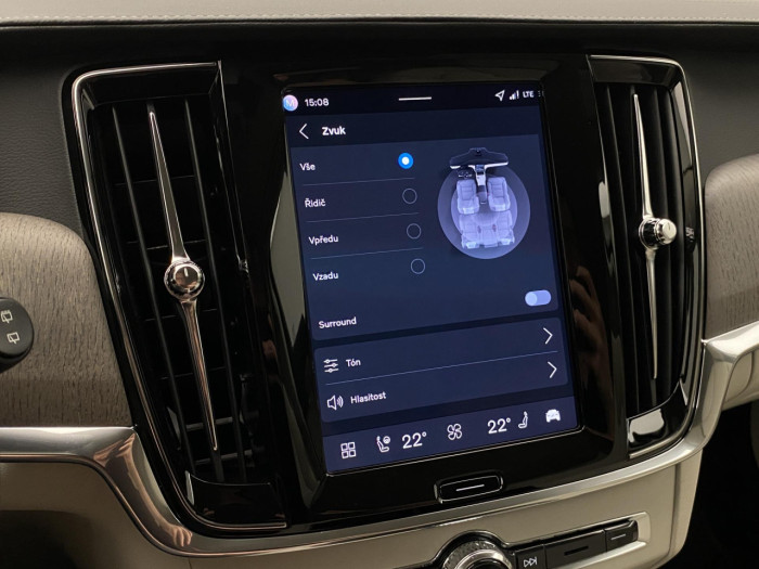 Volvo V90 T6 AWD Plug-in BRIGHT PLUS na operativní leasing